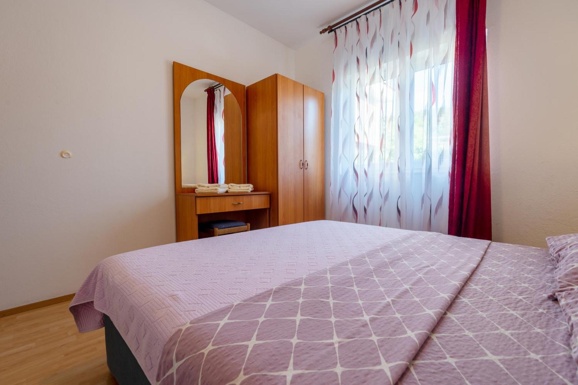 Apartments And Rooms Breeze Неум Экстерьер фото