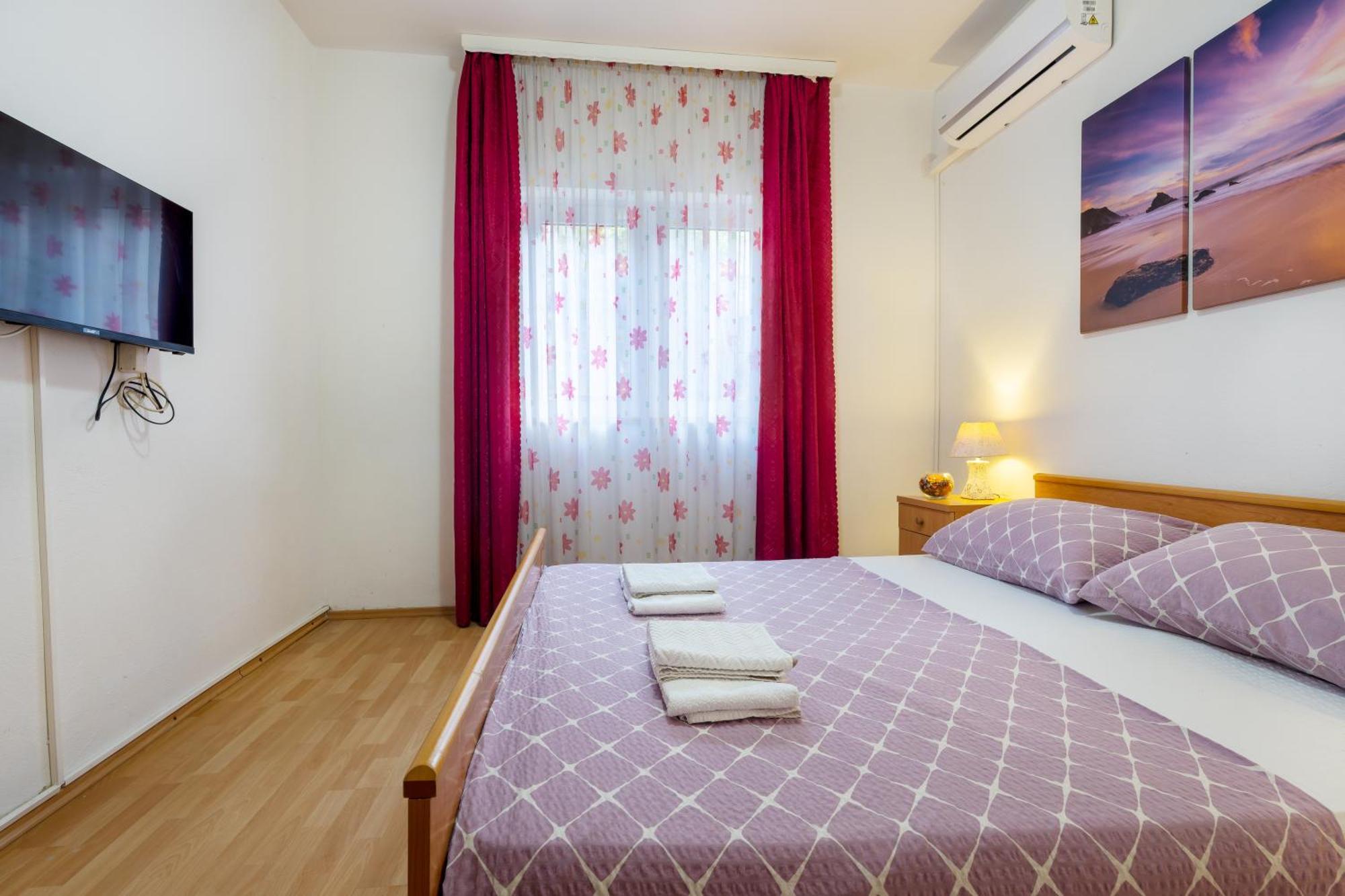 Apartments And Rooms Breeze Неум Экстерьер фото