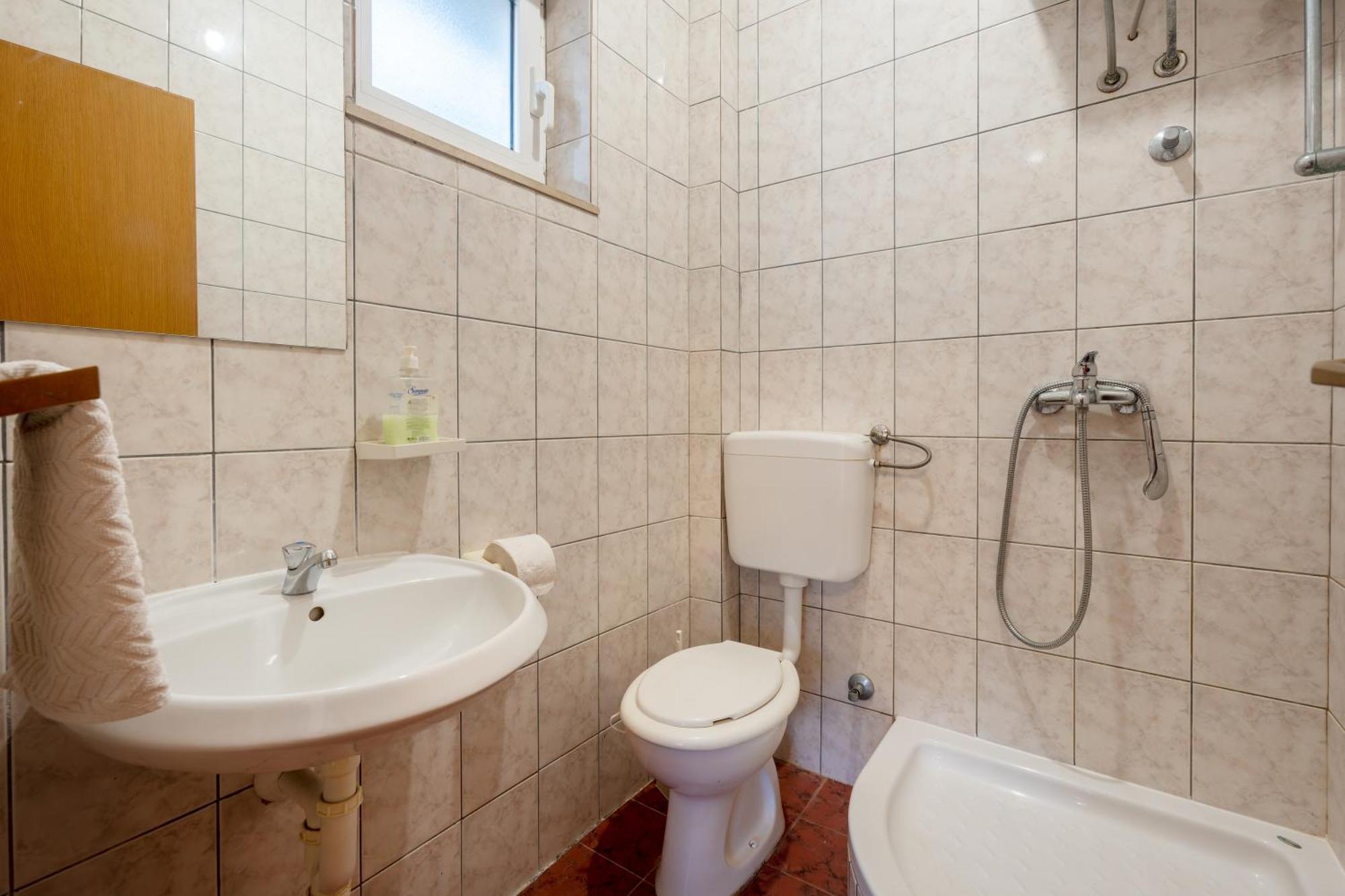 Apartments And Rooms Breeze Неум Экстерьер фото